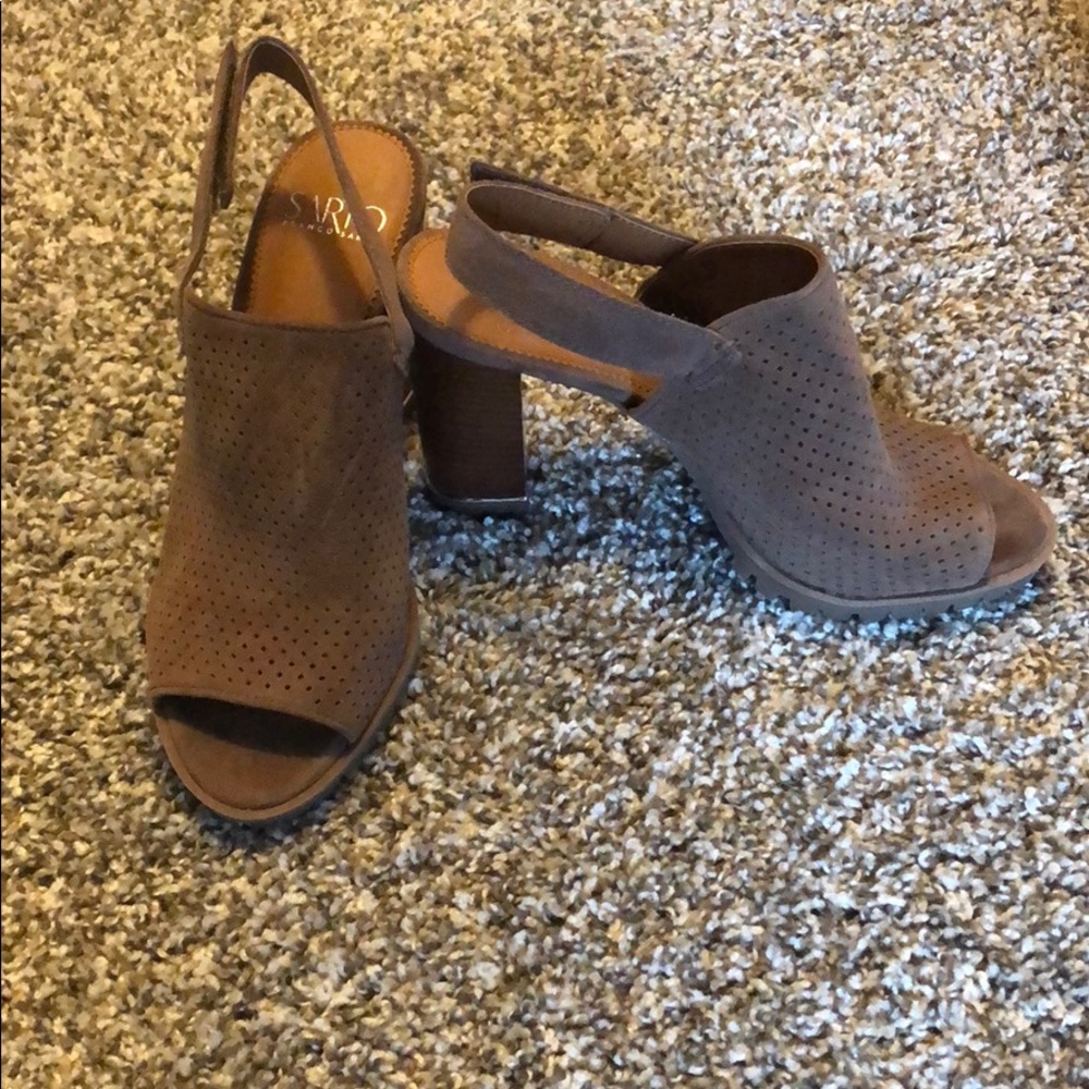 Franco Sarto block heel sandal